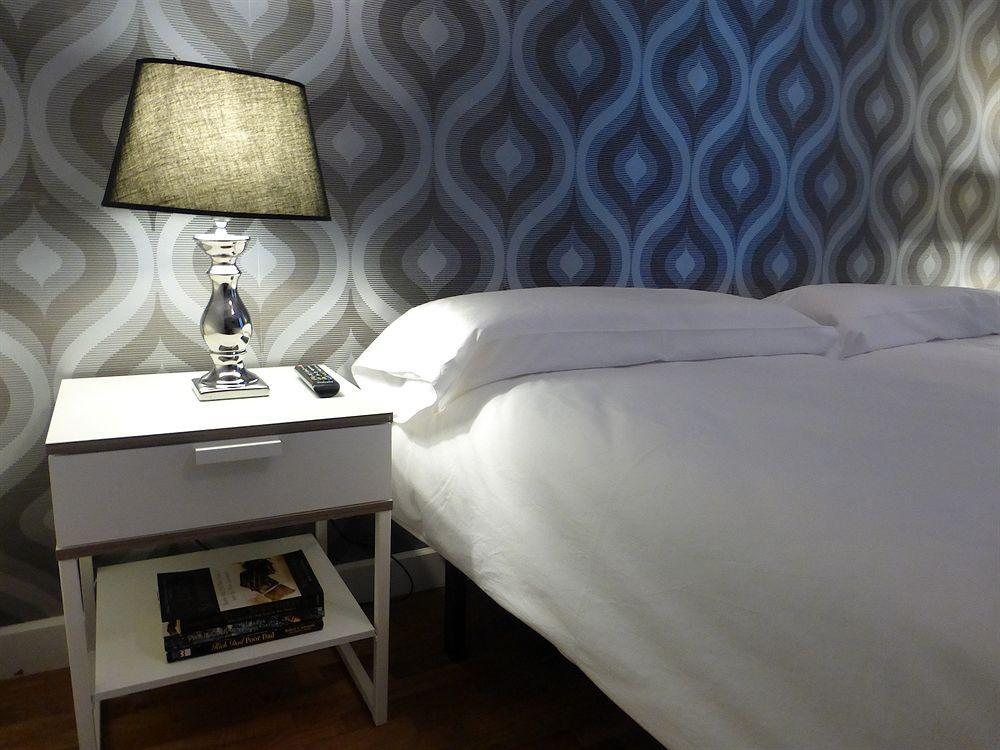 Super Balmes Guest House 바르셀로나 외부 사진