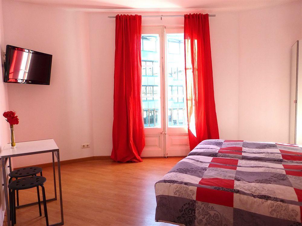 Super Balmes Guest House 바르셀로나 외부 사진