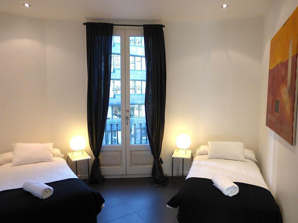 Super Balmes Guest House 바르셀로나 외부 사진