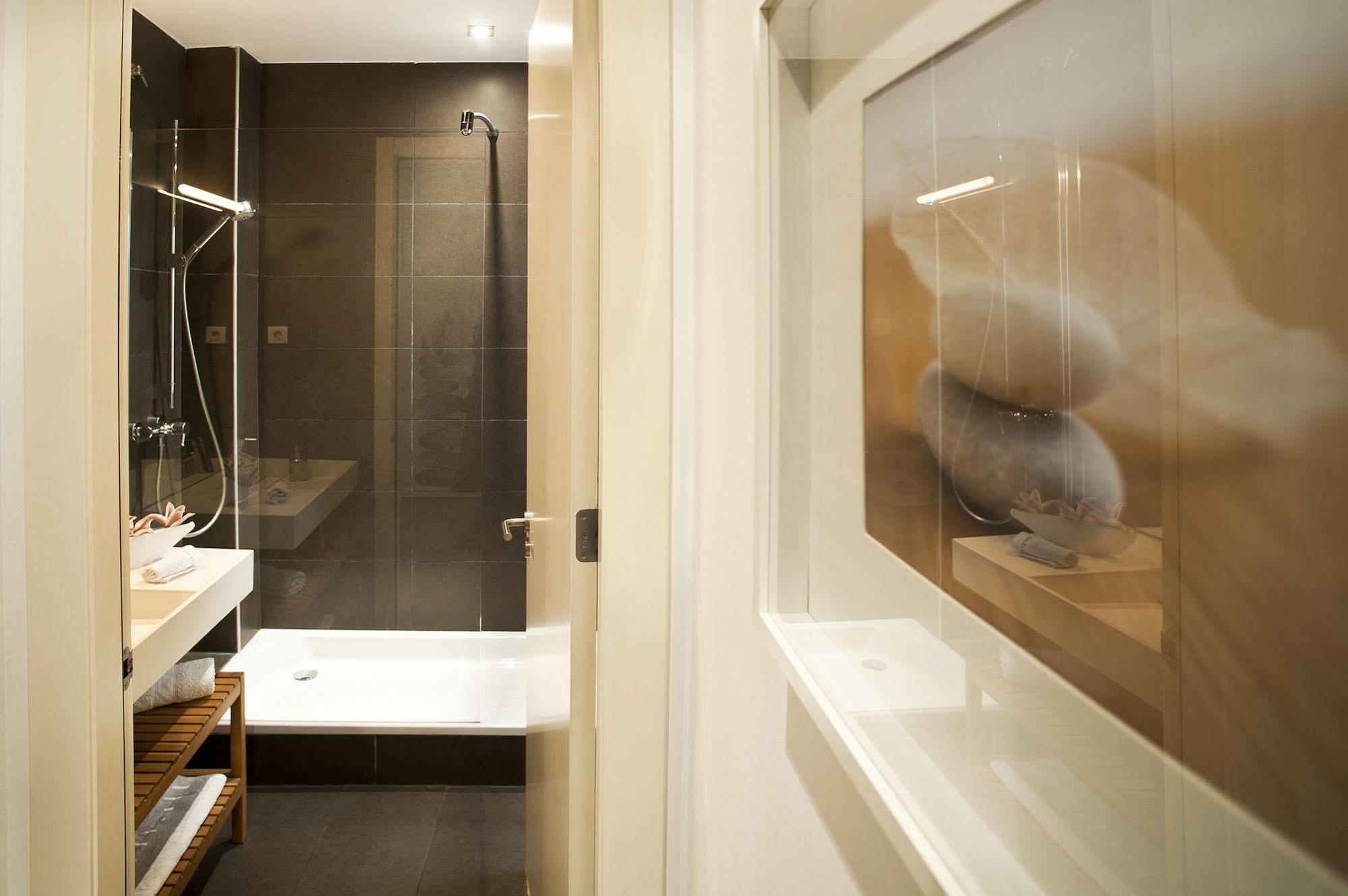 Super Balmes Guest House 바르셀로나 외부 사진