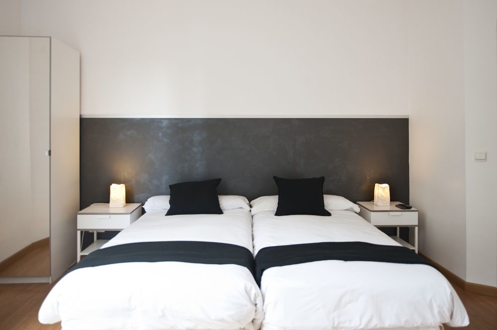 Super Balmes Guest House 바르셀로나 외부 사진